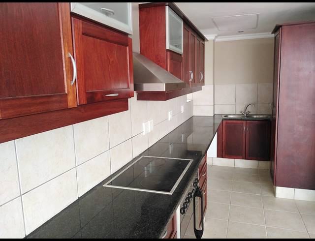 3 BEDROOM APARTMENT FOR SALE IN POINT WATERFRONT